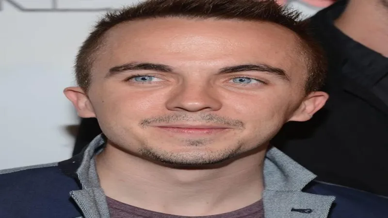 Frankie Muniz Discusses Fan Theories on Malcolm in the Middle